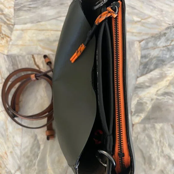 Rag & Bone Passenger Leather Crossbody Bag Green - Picture 6 of 8